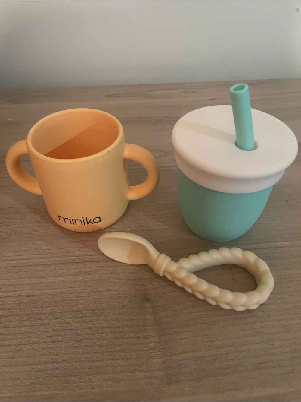 Minika Kids Silicone Sippy Cup and Spoon Set - Yellow & Mint